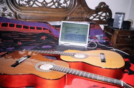 mon pc est mon guitar et le guitar de taha